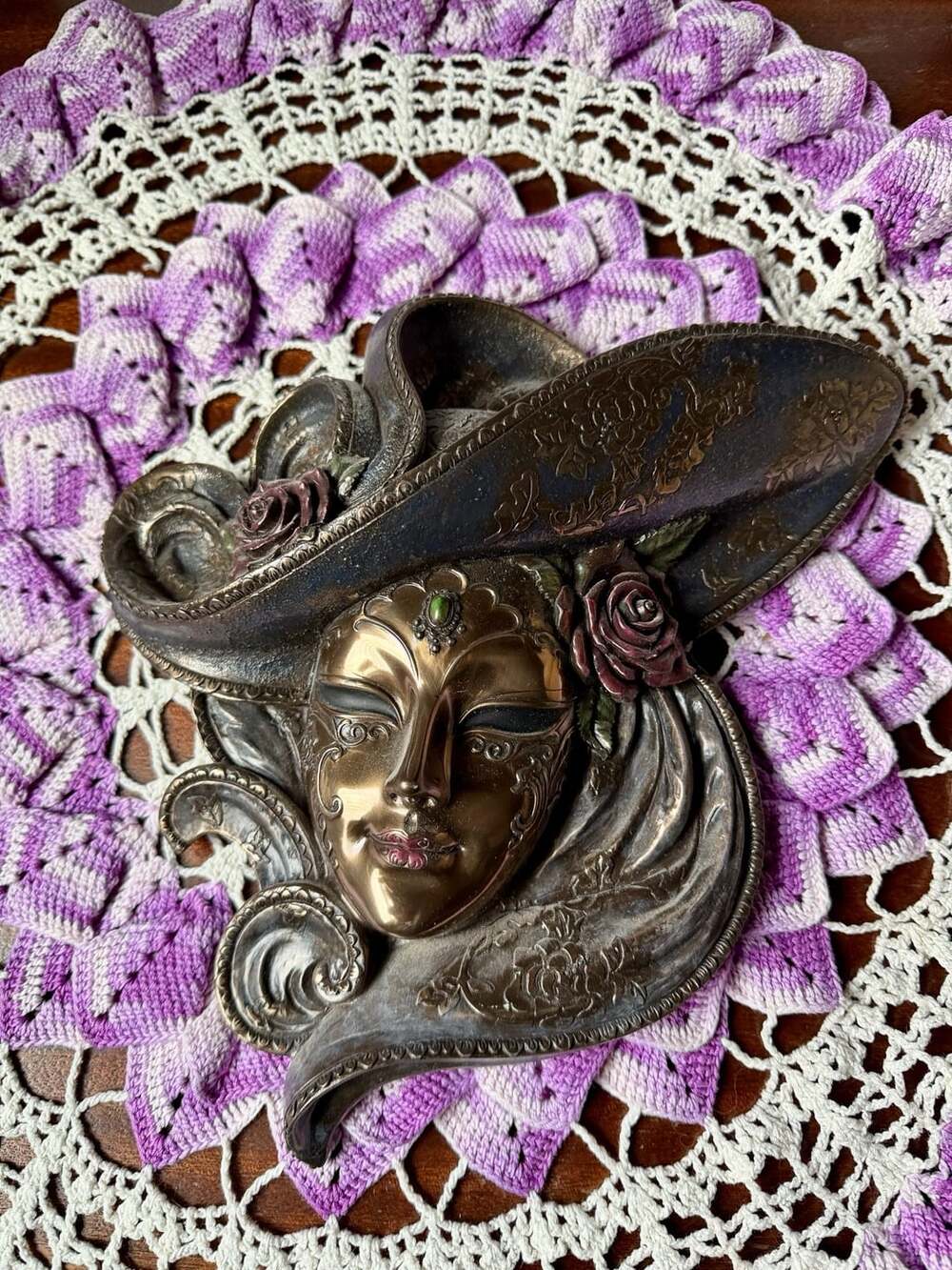 Venetian Masquerade Wall Mask with Hat and Roses